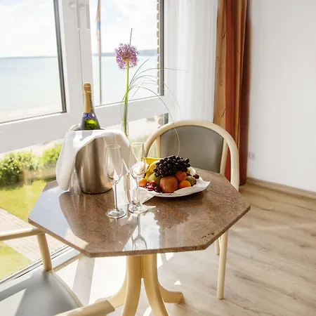 Seelust Hotel 3*