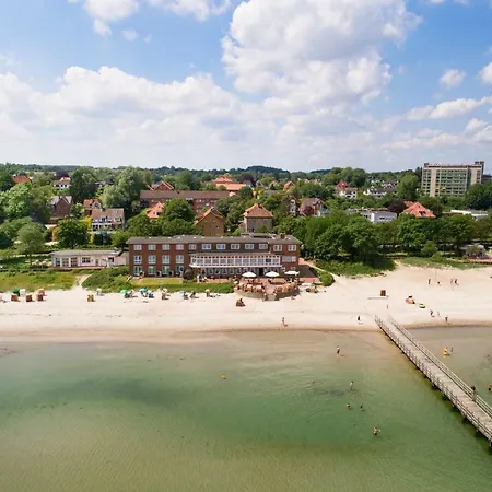 随勒斯特酒店 3*